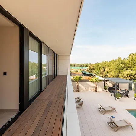 Carrara Zadarvillas Villa Pakoštane