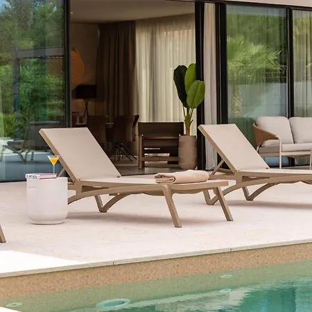 Carrara Zadarvillas