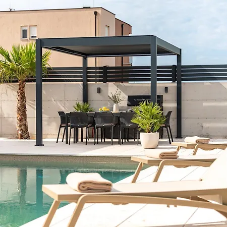 Carrara Zadarvillas Villa Pakoštane
